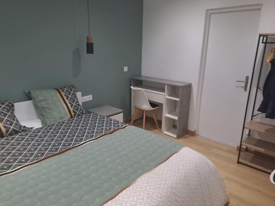 T2 Tom Krist. / Circuit 24H / Oasis /Antares Apartman Le Mans Kültér fotó